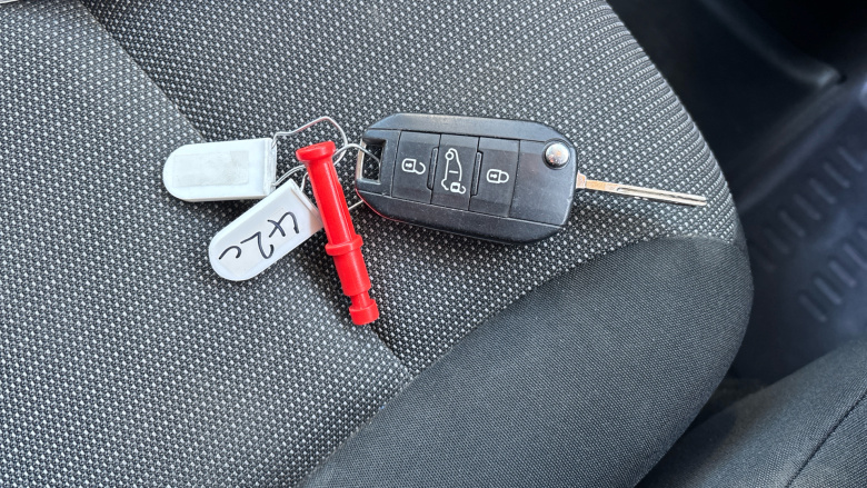 Peugeot Partner Long Diesel 850 1.5 BlueHDi 100 Professional Crew Van